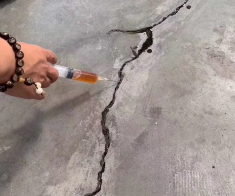 明光混凝土裂缝修补技术详解​